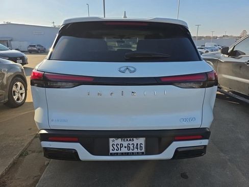 Certified 2023 INFINITI QX60 Pure image 6