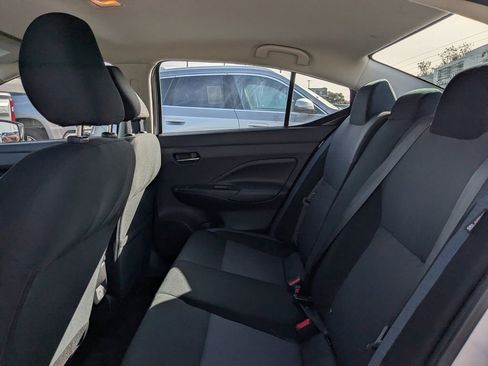 Used 2025 Nissan Versa SV image 12