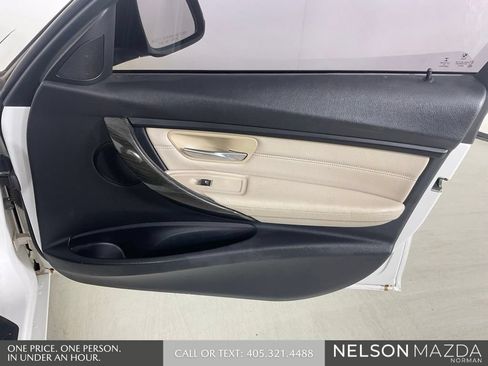 Used 2017 BMW 320i Sedan RWD image 21