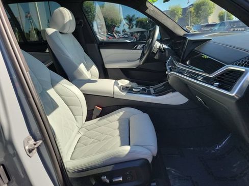 Used 2024 BMW X5 sDrive40i w/ M Sport Package RWD image 18