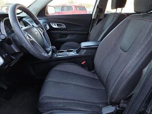 Used 2017 Chevrolet Equinox LS FWD image 14