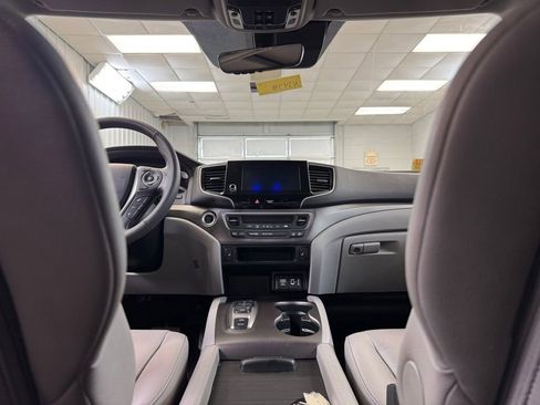 Used 2023 Honda Ridgeline RTL image 21