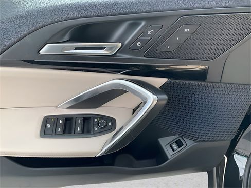 Used 2023 BMW X1 xDrive28i w/ Convenience Package image 4