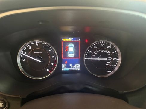Used 2019 Subaru Crosstrek 2.0i Limited w/ Moonroof Package w/Navigation AWD/4WD image 11