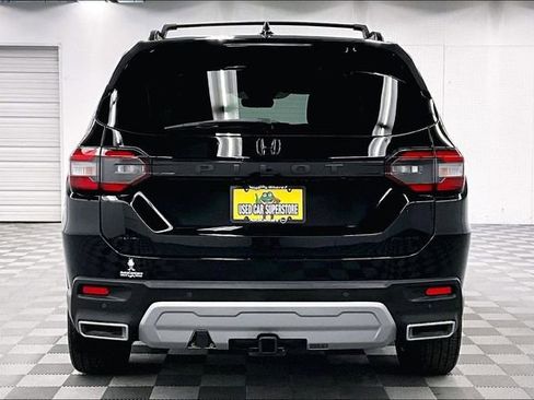 Used 2025 Honda Pilot Elite image 5