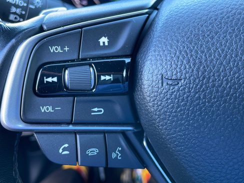 Used 2020 Honda Accord Sport image 29