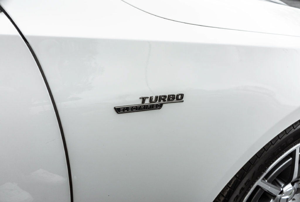 Used 2025 Mercedes-Benz C 43 AMG 4MATIC Sedan image 4