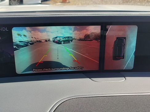 Used 2024 Lincoln Nautilus Reserve w/ Equipment Group 202A image 24