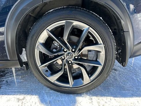 Used 2019 INFINITI QX50 Essential w/ Sensory Package image 13