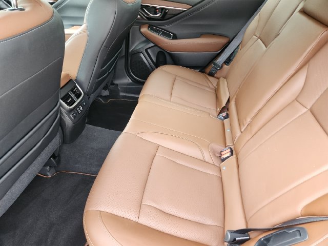 Certified 2025 Subaru Outback Limited AWD/4WD image 32