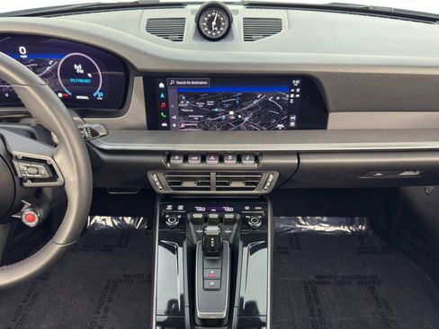 Used 2025 Porsche 911 Carrera image 24