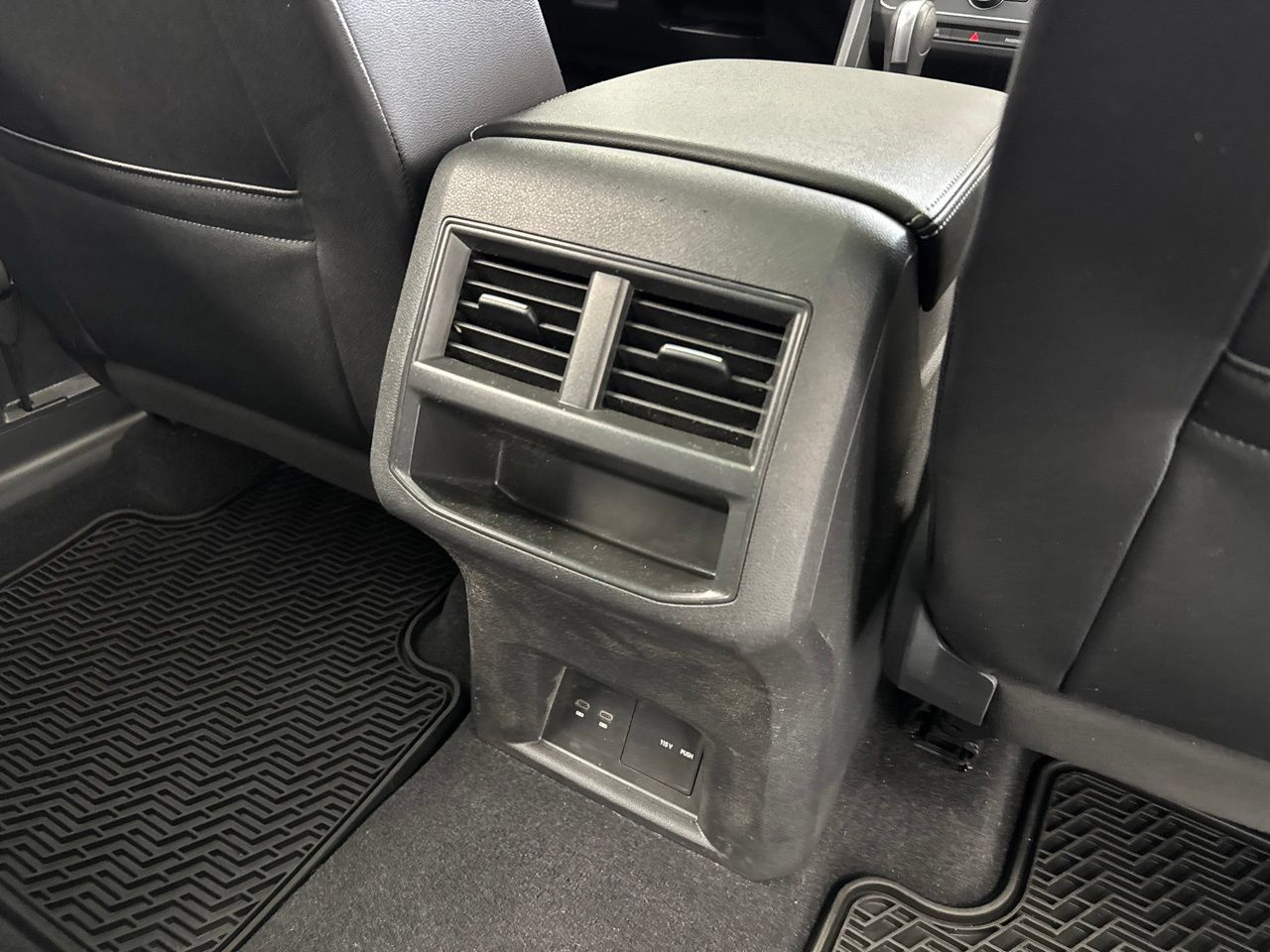 Used 2021 Volkswagen Atlas Cross Sport SE w/ Panoramic Sunroof Package AWD/4WD image 49
