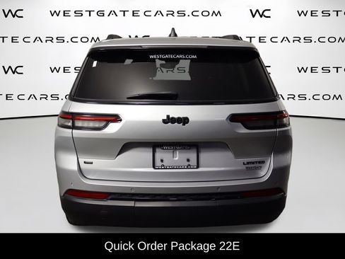Used 2022 Jeep Grand Cherokee L Limited w/ Black Appearance Package RWD image 4