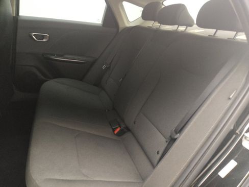 Used 2025 Kia K4 FWD image 18