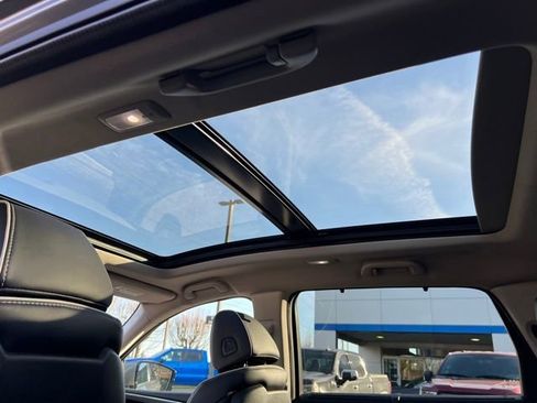 Used 2022 Acura MDX SH-AWD w/ Advance Package image 17