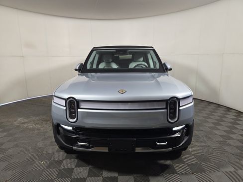 Used 2024 Rivian R1S Adventure AWD/4WD image 8