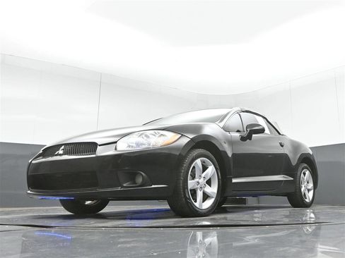 Used 2009 Mitsubishi Eclipse GS FWD image 25