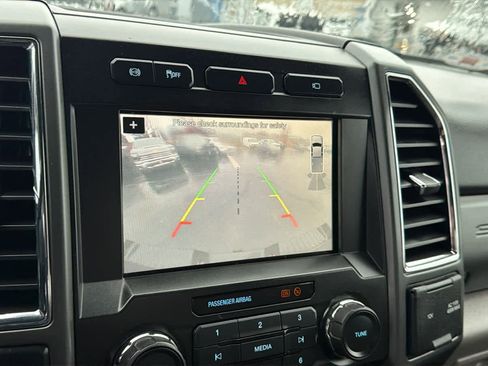 Used 2018 Ford F250 XLT w/ XLT Value Package image 16