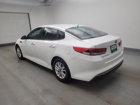 Used 2016 Kia Optima LX FWD image 3