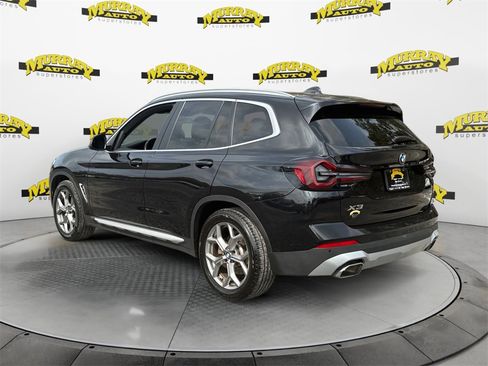 Used 2024 BMW X3 sDrive30i image 3