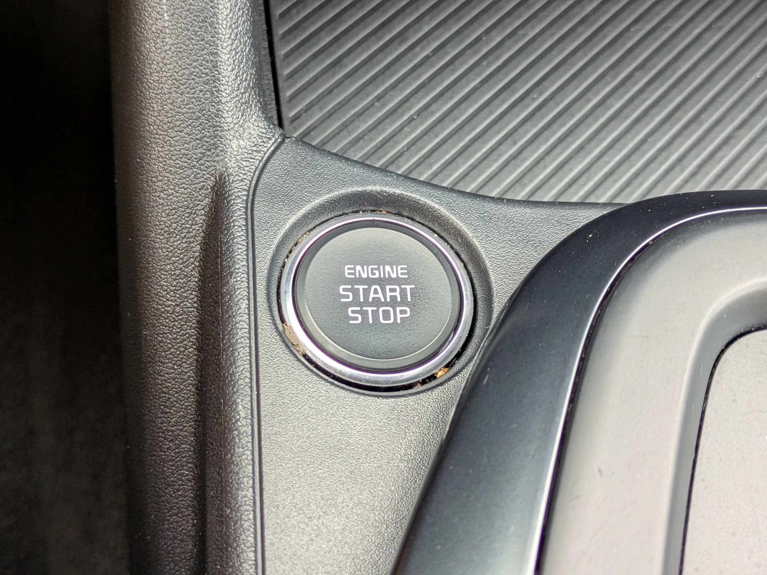 Certified 2025 Kia K4 FWD image 28