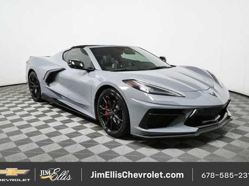 Used 2024 Chevrolet Corvette Stingray Preferred Cpe w/ Stealth Interior Trim Package RWD image 7