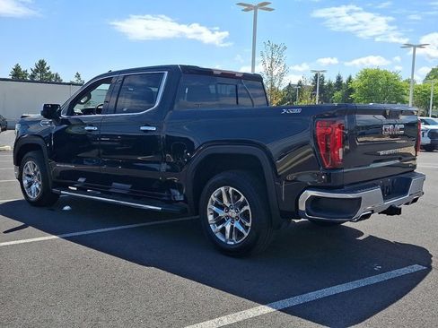 Used 2021 GMC Sierra 1500 SLT w/ SLT Premium Package AWD/4WD image 4