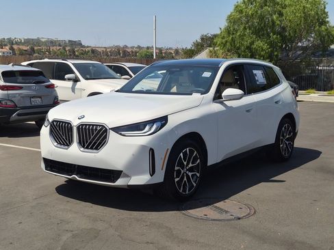 Used 2026 BMW X3 xDrive30i AWD/4WD image 2