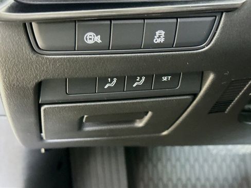 Used 2024 MAZDA MAZDA3 s image 10