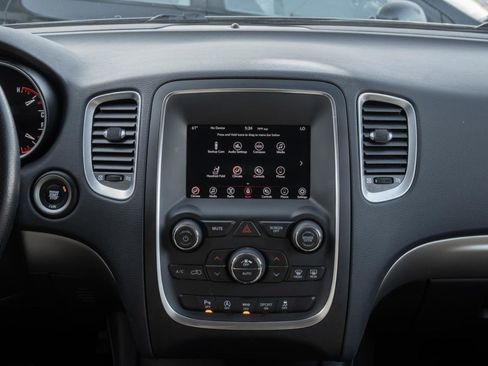 Used 2019 Dodge Durango SXT image 25