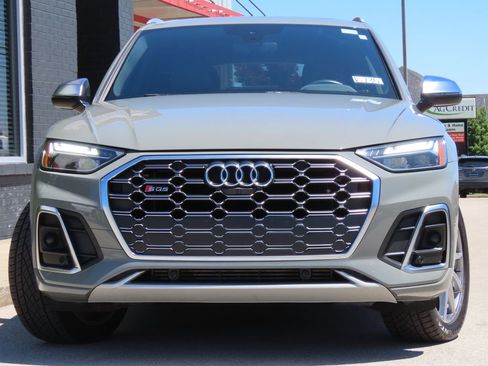 Used 2022 Audi SQ5 Premium Plus w/ Premium Plus Package AWD/4WD image 4