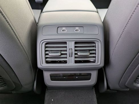 New 2025 Audi Q5 2.0T Premium Plus image 18