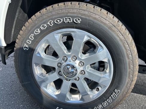 New 2026 RAM 2500 Laramie w/ Sport Appearance Package AWD/4WD image 6