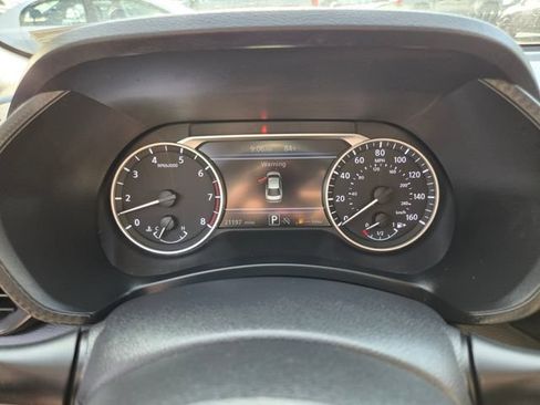 Used 2024 Nissan Sentra SV w/ All-Weather Package FWD image 34