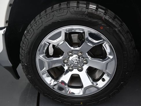Used 2019 RAM 1500 Big Horn AWD/4WD image 49