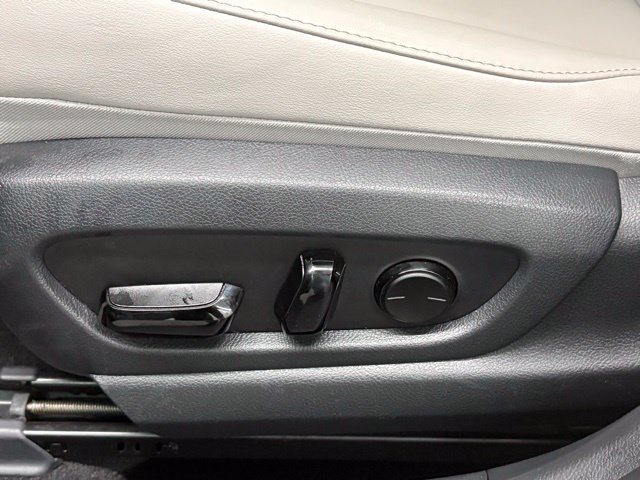 Used 2023 Lexus UX 250h FWD w/ Accessory Package (Z1) image 13