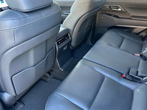 Used 2025 Lexus GX 550 550 Luxury image 11