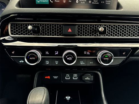 Used 2024 Honda Civic Touring image 19