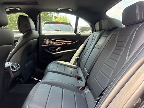 Used 2021 Mercedes-Benz E 350 4MATIC Sedan w/ Premium Package image 11