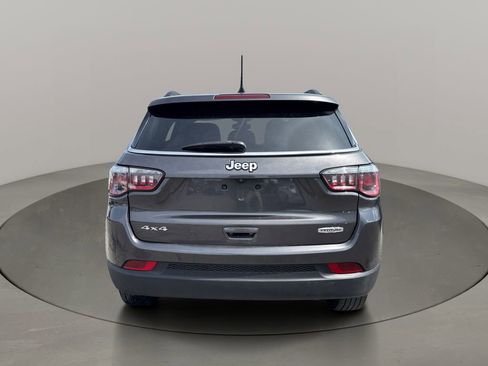 Used 2020 Jeep Compass Latitude image 6