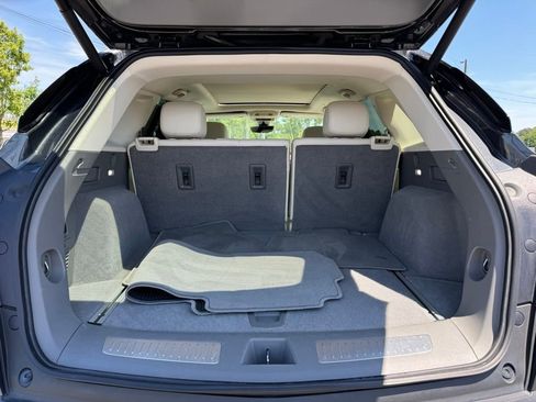 Used 2021 Cadillac XT5 Premium Luxury FWD image 37