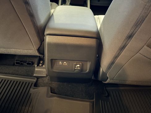 Used 2024 Nissan Frontier S w/ Technology Package image 21