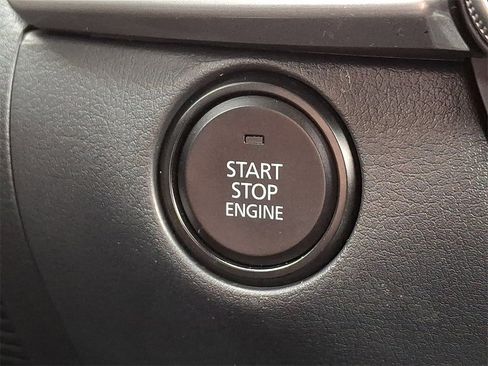 Used 2021 MAZDA CX-30 FWD 2.5 S w/ Select Package image 22