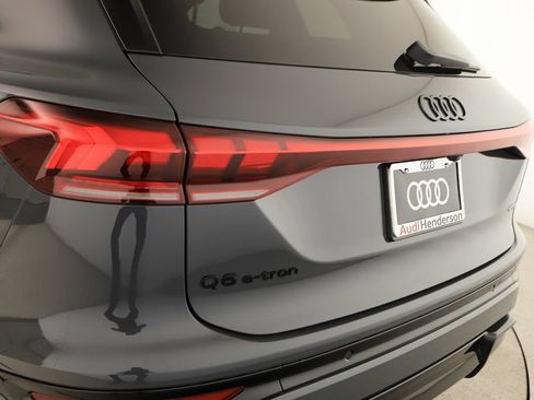 New 2027 Audi Q6 e-tron Prestige AWD/4WD image 38