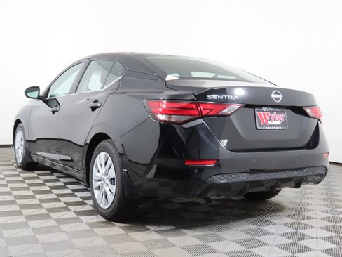 Certified 2025 Nissan Sentra S image 16