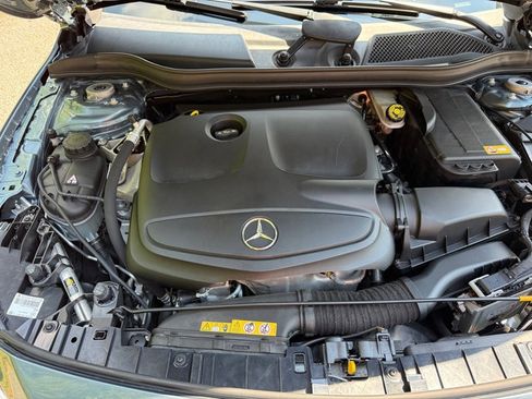 Used 2015 Mercedes-Benz GLA 250 4MATIC image 9