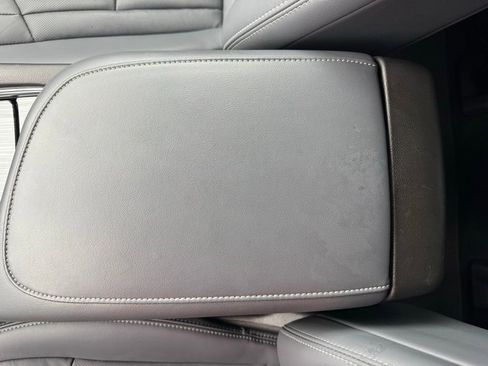 Used 2024 Buick Enclave Premium FWD image 32