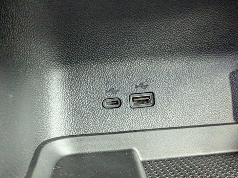 New 2026 Chevrolet Traverse LT w/ LPO, Floor Liner Package FWD image 22
