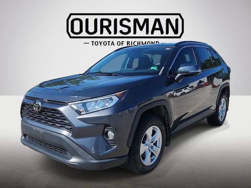 Certified 2020 Toyota RAV4 XLE FWD image 2