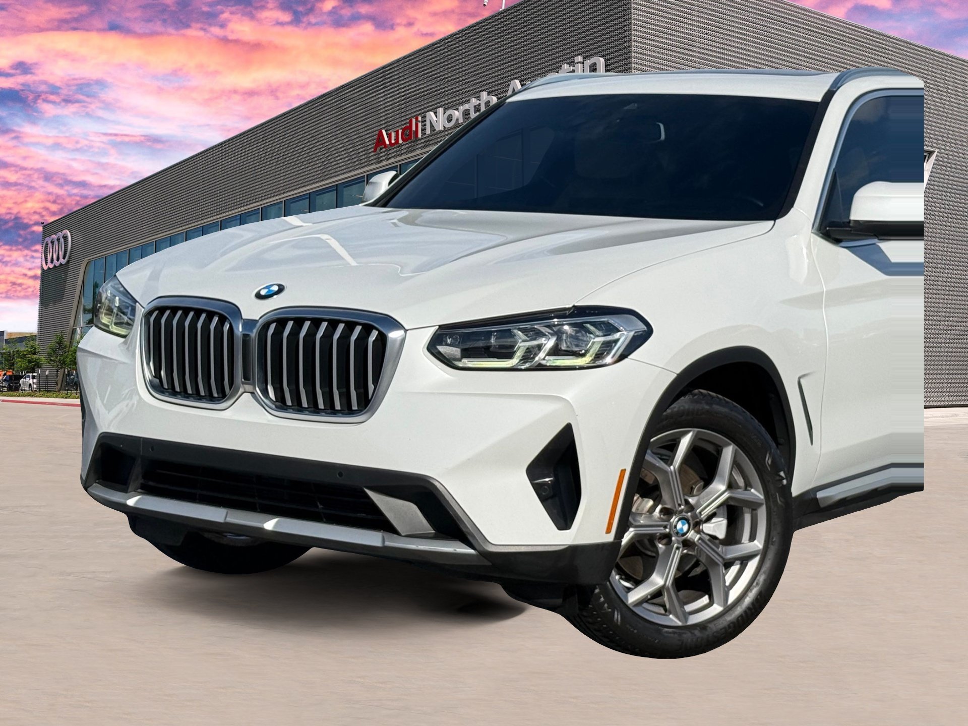 Used 2022 BMW X3 xDrive30i w/ Premium Package AWD/4WD image 4